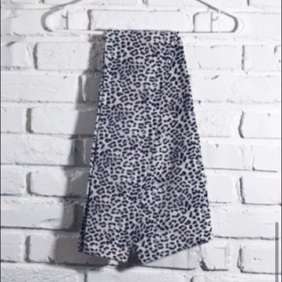 VS Everyday Leopard Print Leggings Tall Small - Picture 3 of 10